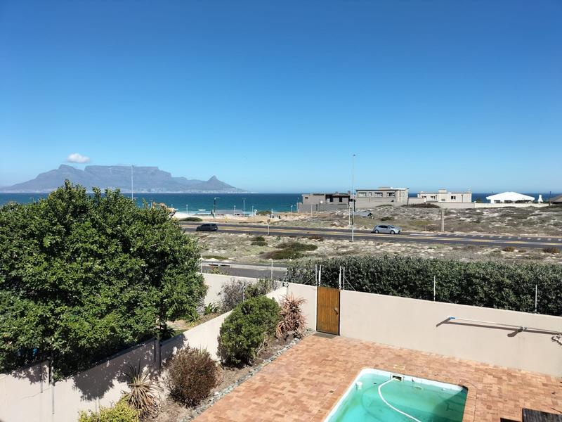 To Let 3 Bedroom Property for Rent in Bloubergstrand Western Cape